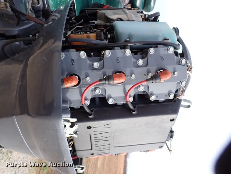 image for item IS9271 2002 Ranger 520VX  boat