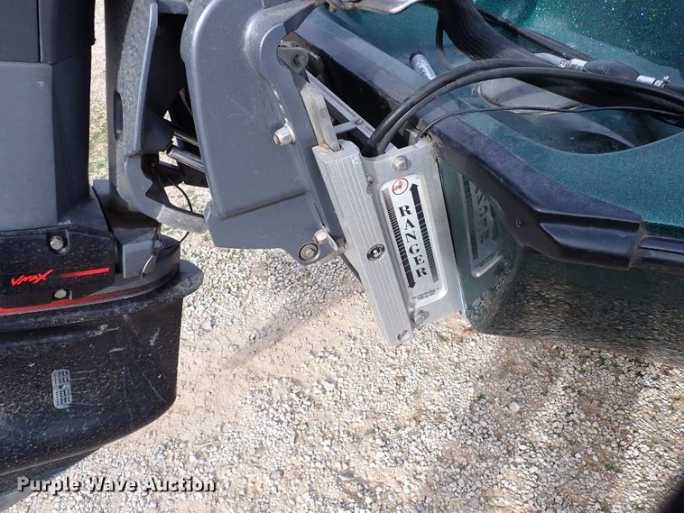 image for item IS9271 2002 Ranger 520VX  boat