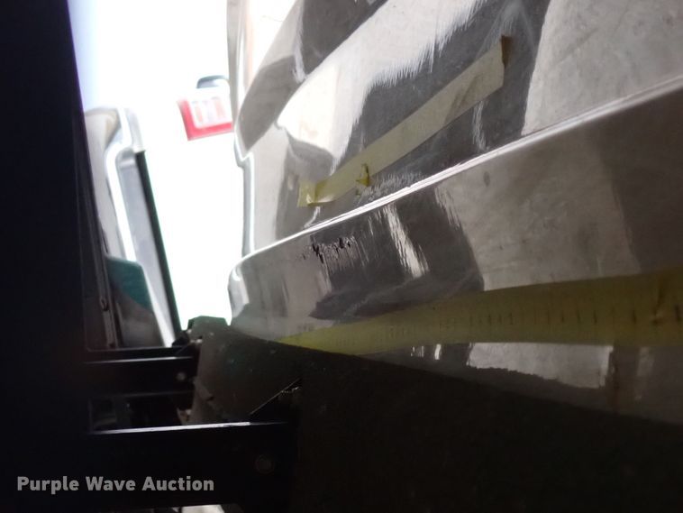 image for item IS9271 2002 Ranger 520VX  boat