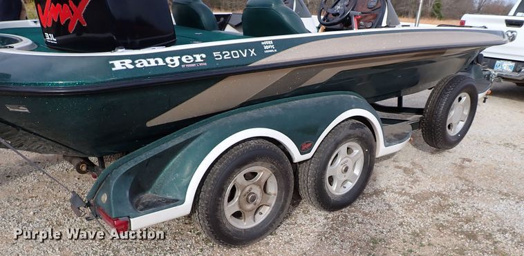 image for item IS9271 2002 Ranger 520VX  boat