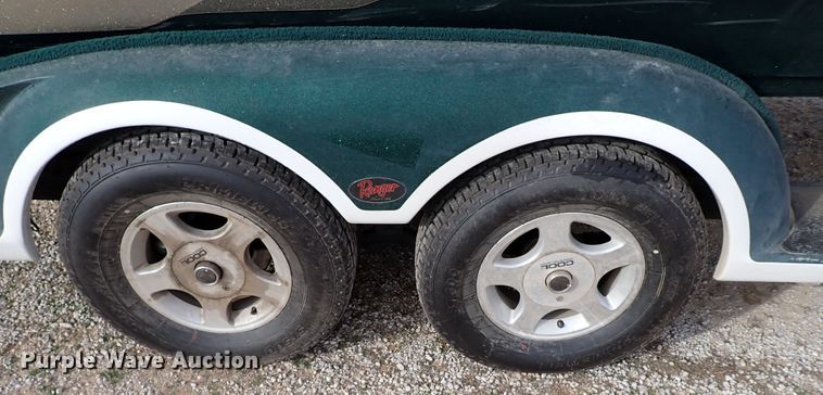 image for item IS9271 2002 Ranger 520VX  boat