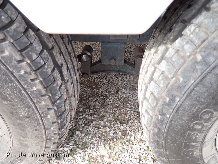 image for item IS9271 2002 Ranger 520VX  boat