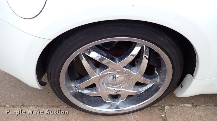 image for item IS9279 2004 Nissan 350Z  convertible