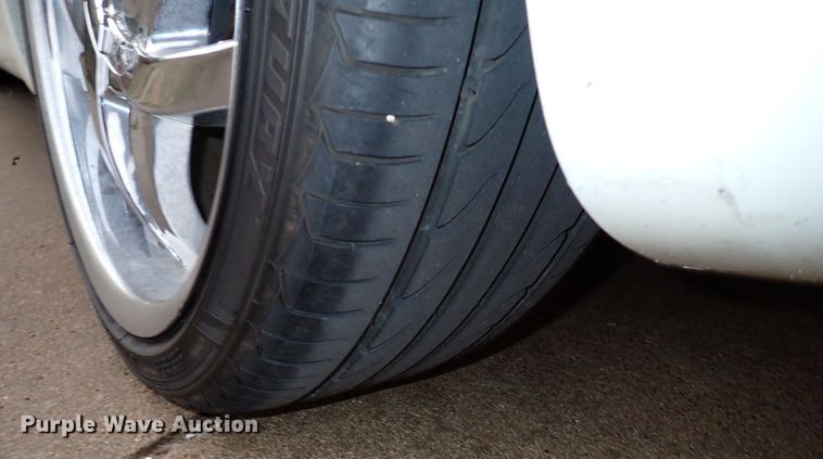 image for item IS9279 2004 Nissan 350Z  convertible