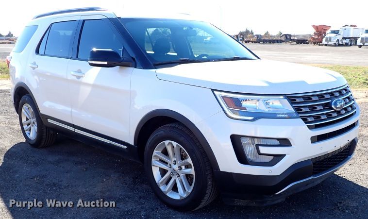 image for item IS9291 2017 Ford Explorer XLT  SUV