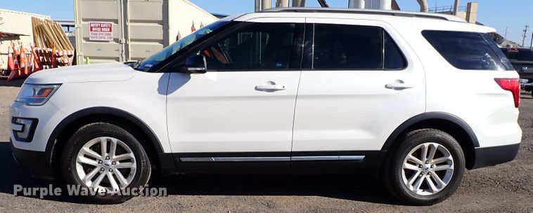 image for item IS9291 2017 Ford Explorer XLT  SUV