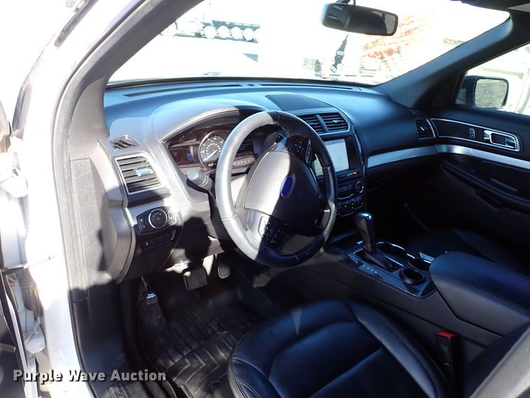 image for item IS9291 2017 Ford Explorer XLT  SUV