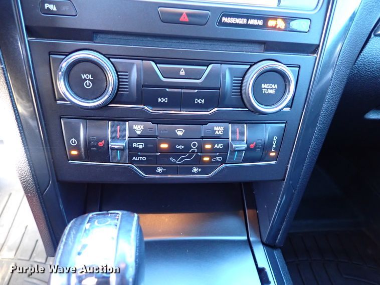 image for item IS9291 2017 Ford Explorer XLT  SUV