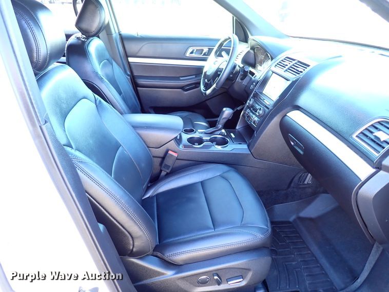 image for item IS9291 2017 Ford Explorer XLT  SUV