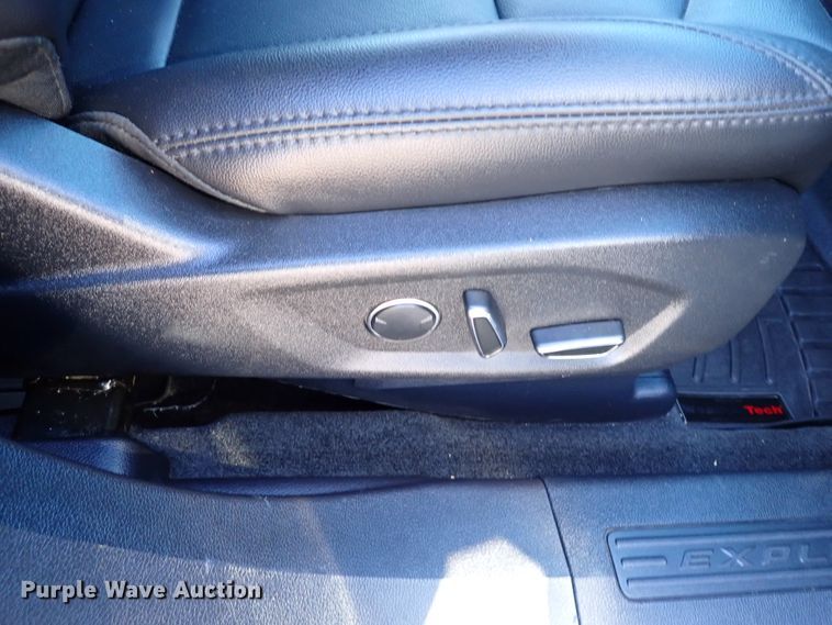 image for item IS9291 2017 Ford Explorer XLT  SUV