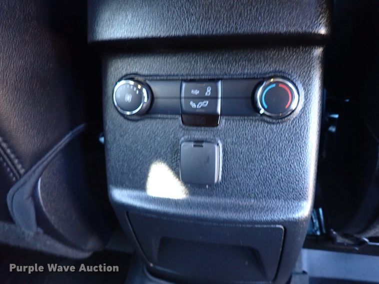 image for item IS9291 2017 Ford Explorer XLT  SUV