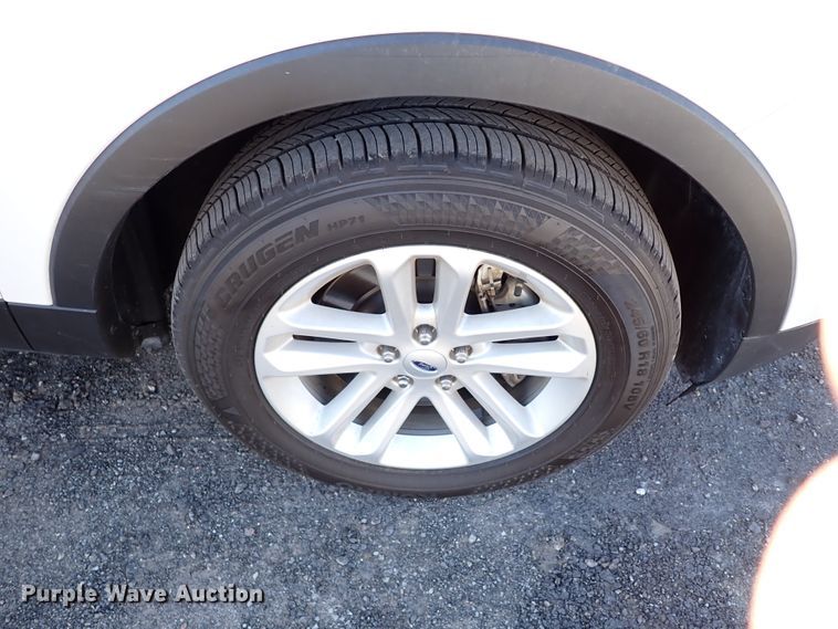 image for item IS9291 2017 Ford Explorer XLT  SUV