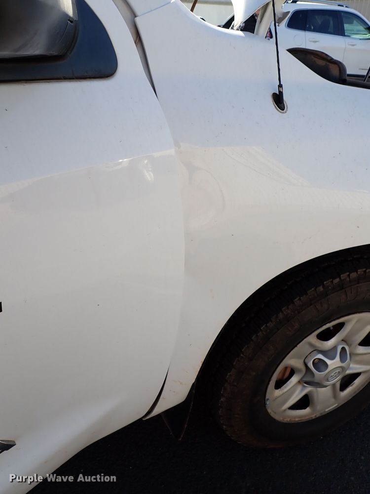 image for item IS9292 2012 Toyota Tundra  Double Cab pickup truck