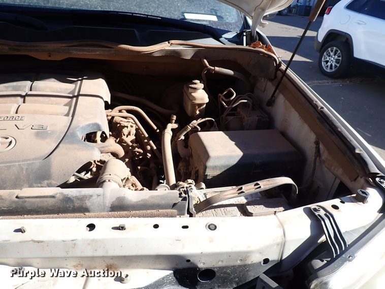 image for item IS9292 2012 Toyota Tundra  Double Cab pickup truck