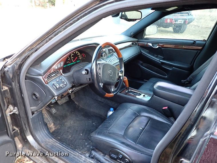 image for item IS9306 2004 Cadillac DTS