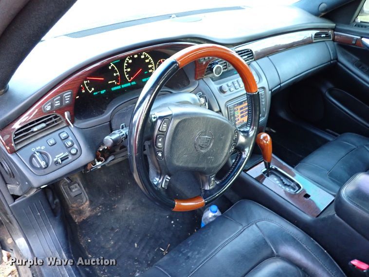 image for item IS9306 2004 Cadillac DTS