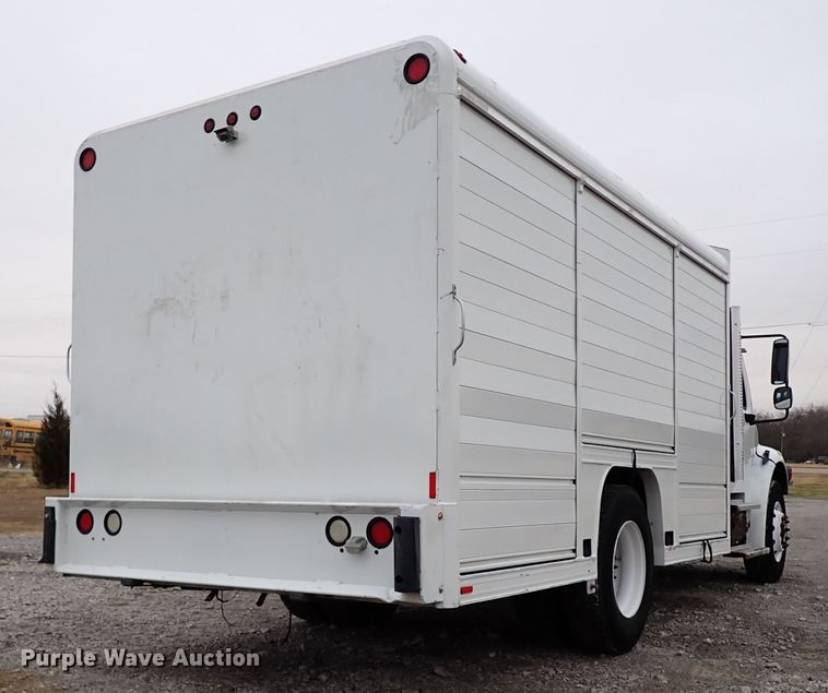 image for item IS9308 2014 Freightliner M2 106  box truck