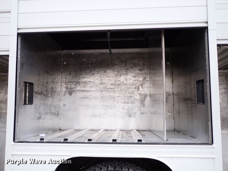 image for item IS9308 2014 Freightliner M2 106  box truck