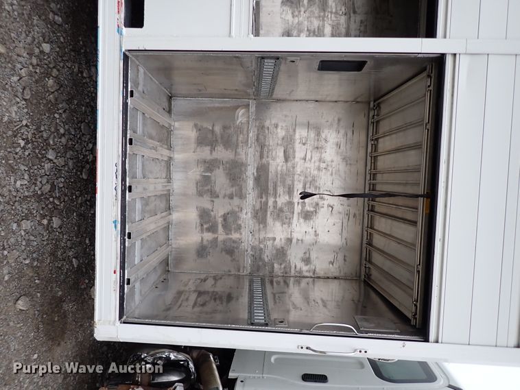 image for item IS9308 2014 Freightliner M2 106  box truck