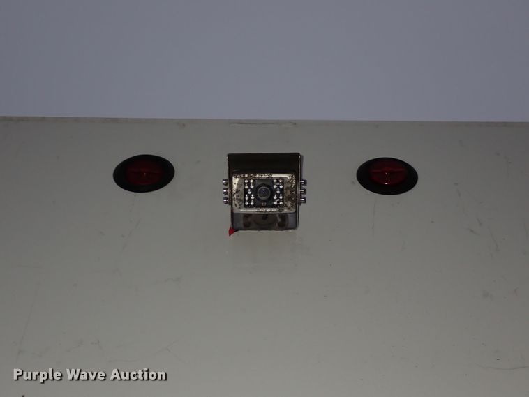 image for item IS9308 2014 Freightliner M2 106  box truck