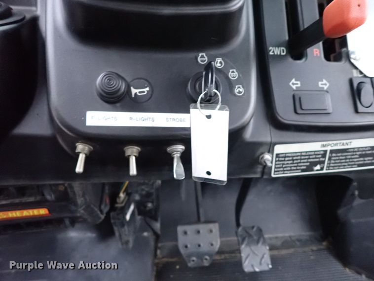 image for item IS9309 2008 Kubota RTV900  utility vehicle