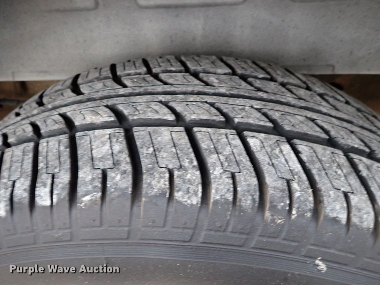 image for item IS9310 2002 Ford E150  van