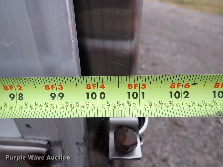 image for item IS9316 2005 Kenworth T300  box truck