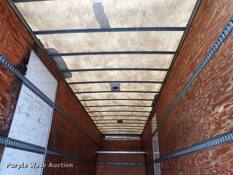 image for item IS9316 2005 Kenworth T300  box truck