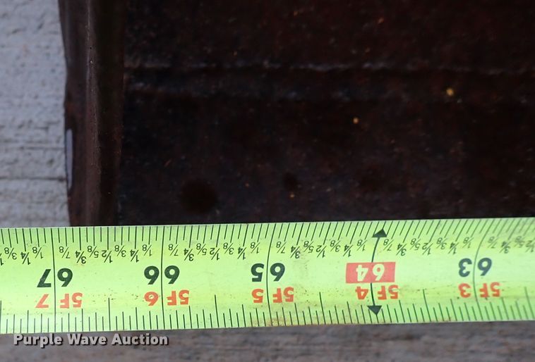 image for item IS9349 Massey Ferguson MF32  tractor