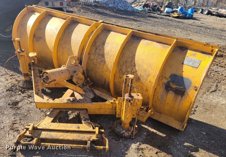 image for item IV9733 120" W snow plow