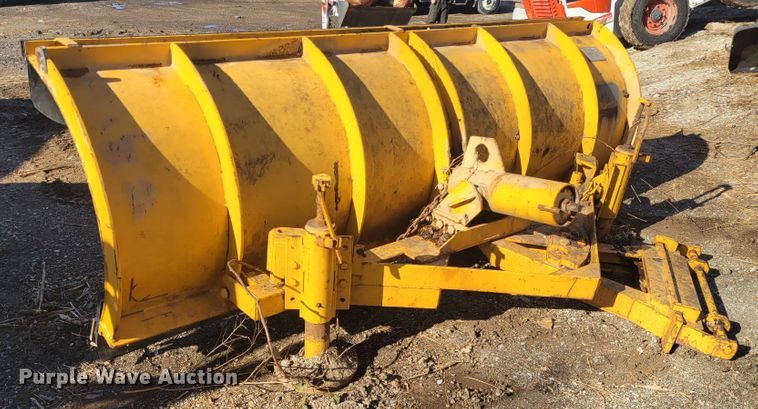image for item IV9733 120" W snow plow