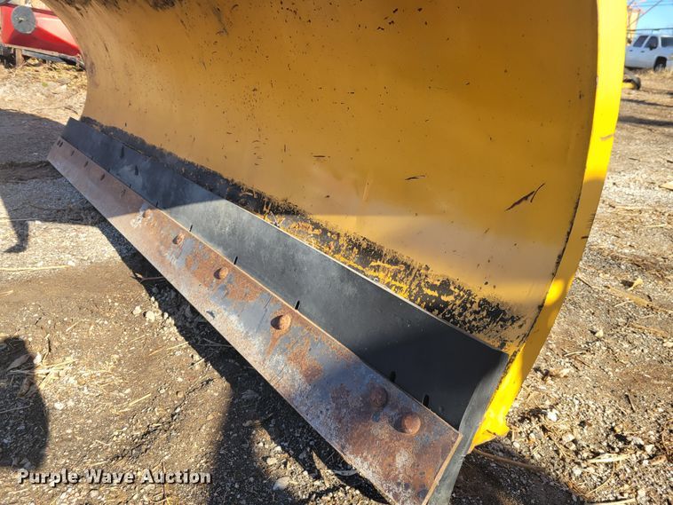 image for item IV9733 120" W snow plow