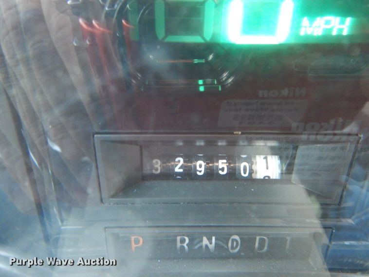 image for item IV9872 1988 Lincoln Town Car Cartier