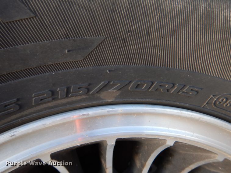 image for item IV9872 1988 Lincoln Town Car Cartier