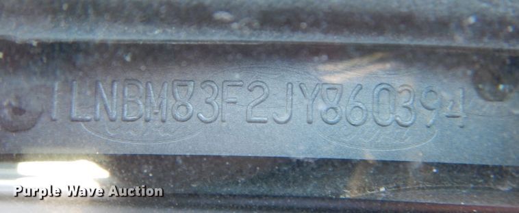 image for item IV9872 1988 Lincoln Town Car Cartier