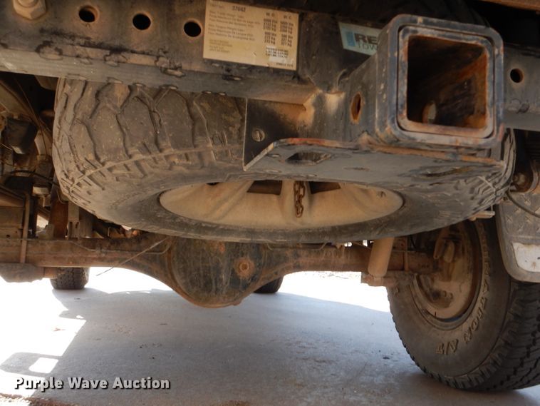 image for item IV9901 2000 Nissan Frontier  Crew Cab pickup truck