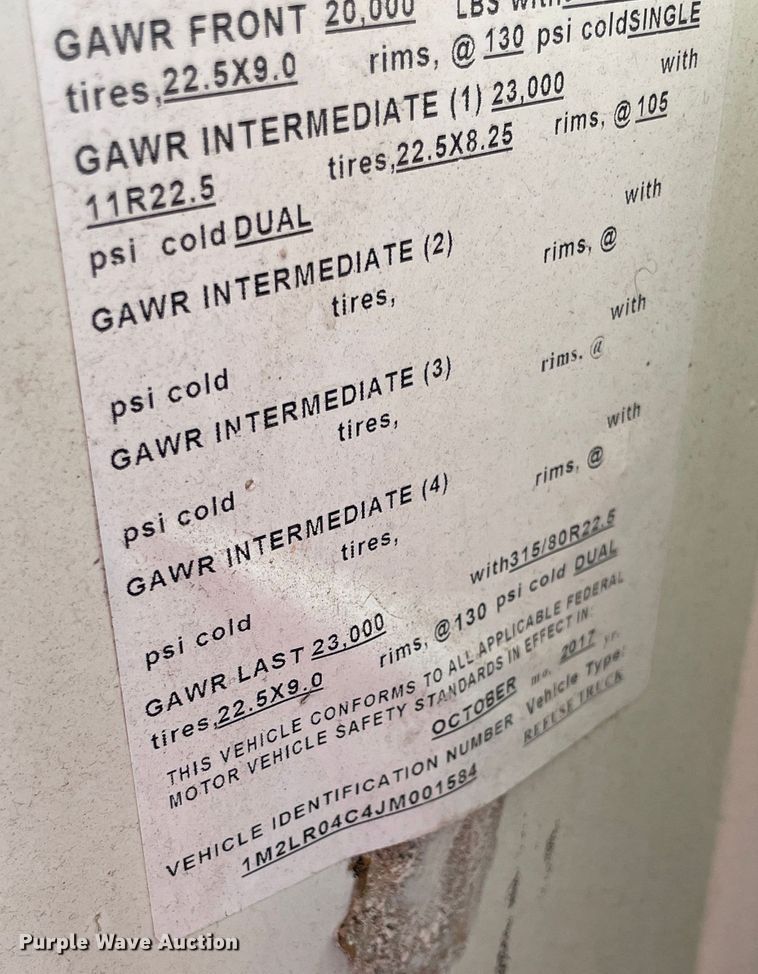 image for item IX9718 2018 Mack LR633  refuse truck