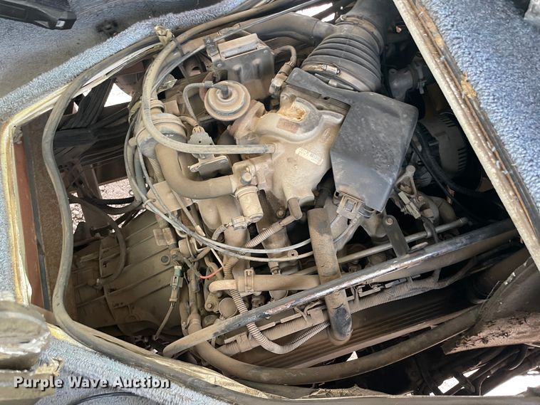 image for item IX9719 1999 Ford Hurricane  RV