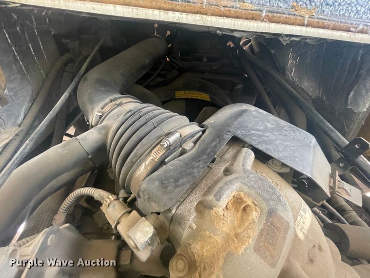 image for item IX9719 1999 Ford Hurricane  RV