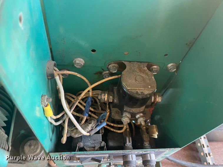 image for item IX9729 Onan 4.0RV  generator