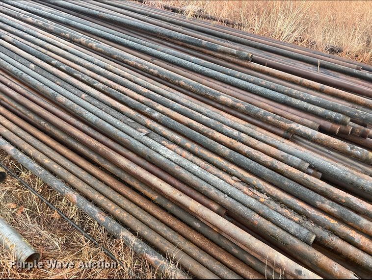 image for item IX9735 (33) joints of oilfield structural pipes