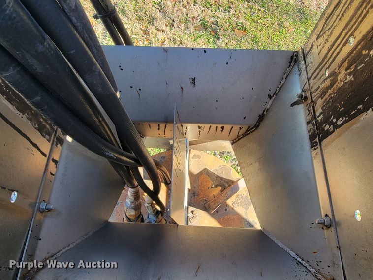 image for item JE9156 Swenson S2072  spreader