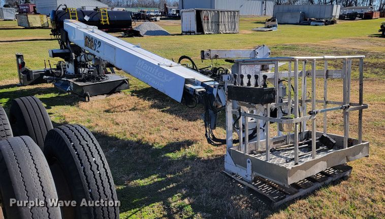 image for item JE9159 Manitex Sky Crane SC62  bucket lift