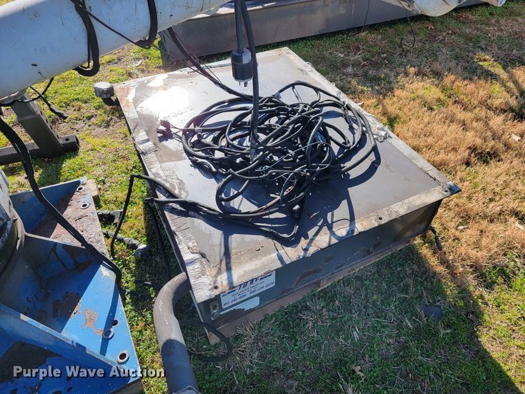 image for item JE9159 Manitex Sky Crane SC62  bucket lift