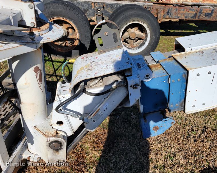 image for item JE9159 Manitex Sky Crane SC62  bucket lift