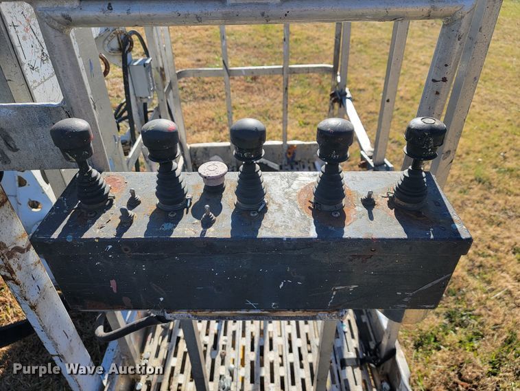 image for item JE9159 Manitex Sky Crane SC62  bucket lift