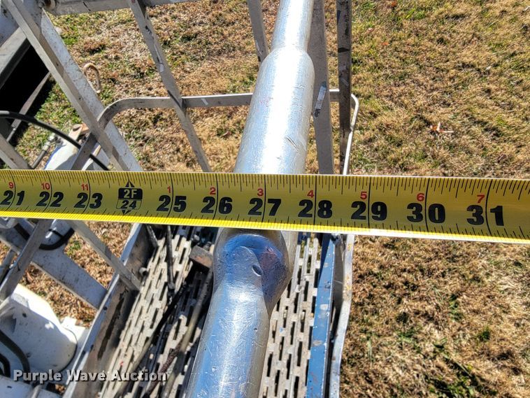 image for item JE9159 Manitex Sky Crane SC62  bucket lift