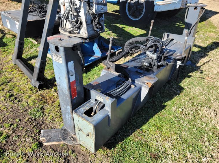 image for item JE9159 Manitex Sky Crane SC62  bucket lift