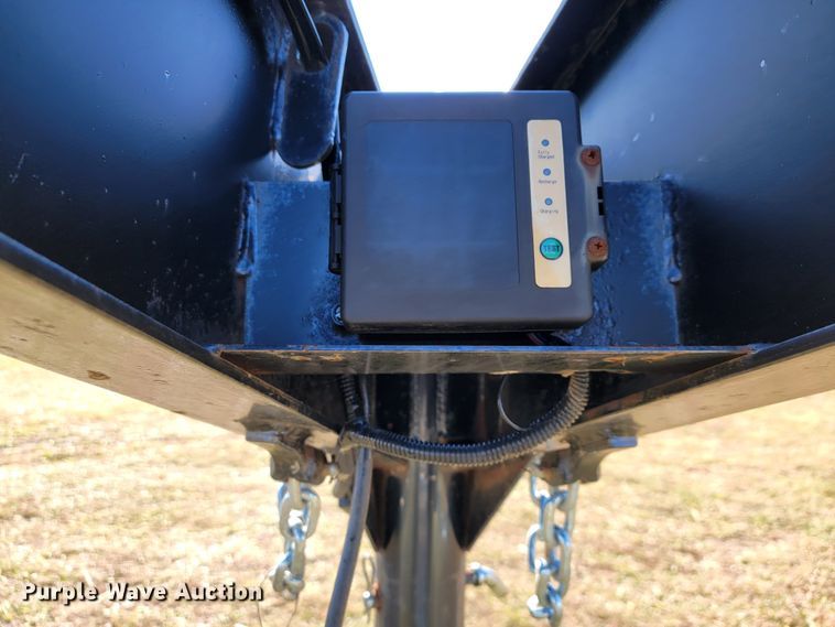 image for item JE9180 2016 Starlite  equipment trailer