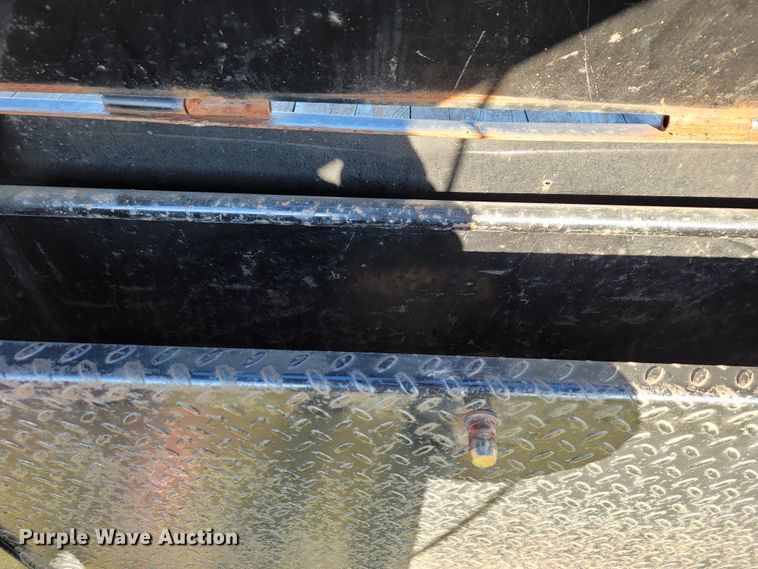 image for item JE9180 2016 Starlite  equipment trailer